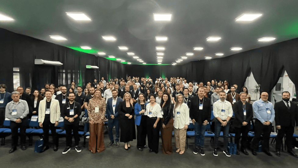 Seminário apresenta caminhos para transporte mais sustentável e eficiente